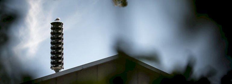Sirenevarsler om alvorlig fare når ikke hver femte borger