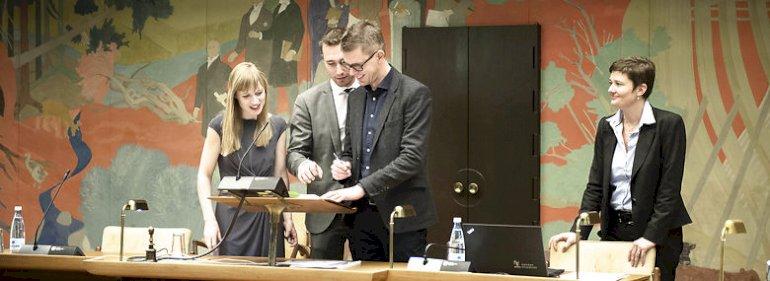 KV21: To oppositions-spidser på banen: En ny og en prøvet