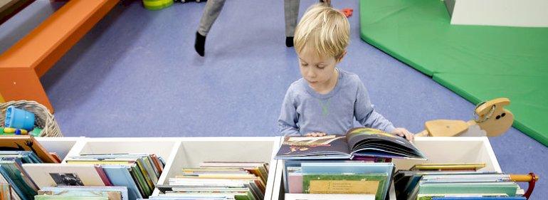 Biblioteker og SFO’er skal sammen løfte læselysten hos børn 
