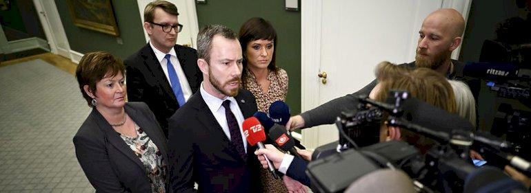 Corona ramte Danmark mens løsgående mail ramte udligningsforhandlingerne