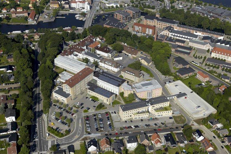 Ballade i Silkeborg får overlæge til at sige op