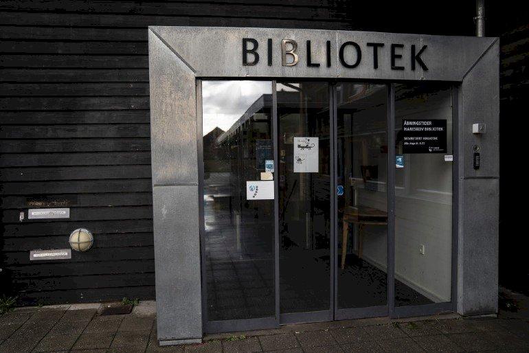 Nedlukning halverede fysiske udlån hos bibliotekerne