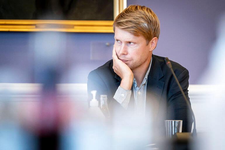 Vejle-politiker vil droppe dobbeltmandat