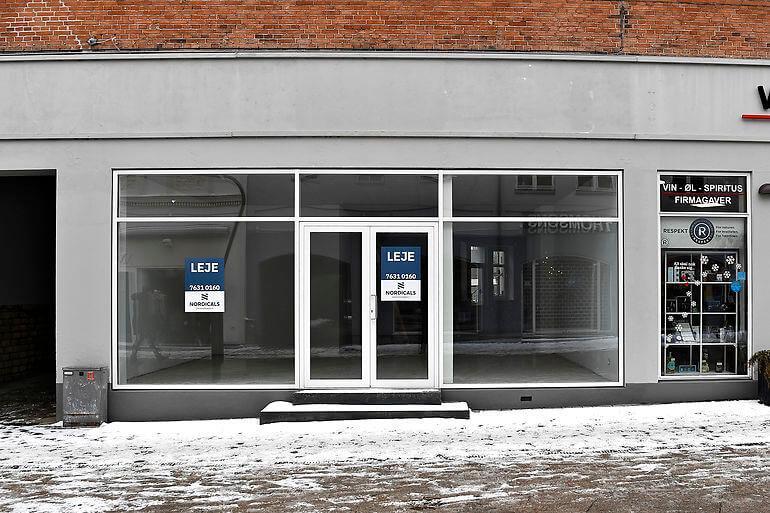 Omstilling til serviceerhverv skal redde bymidter fra affolkning