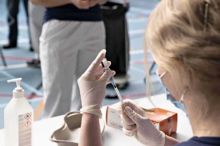 Over 1.100 borgere har fået andet vaccinestik for tidligt