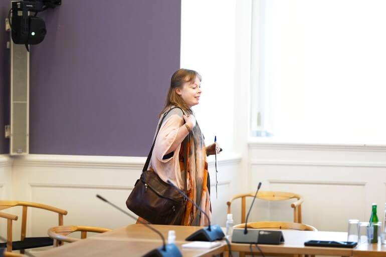 Joy Mogensen-stop udstiller kontrasten mellem kommunalpolitik og Christiansborg