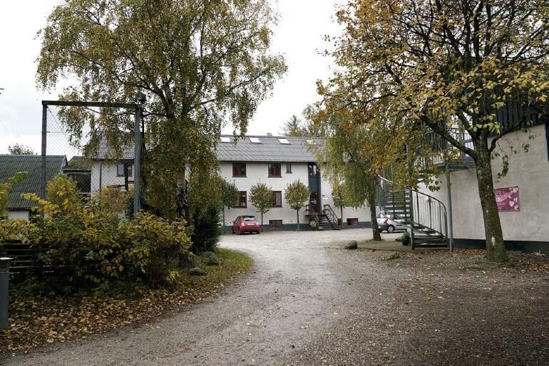 18 tidligere kostskoleelever kræver millionerstatning fra staten