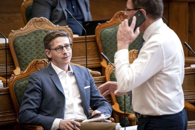 Venstre klar til opgør med eftervederlag til eks-borgmestre