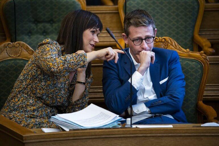Folketinget ændrer ikke på Minkkommission trods sms-tvist
