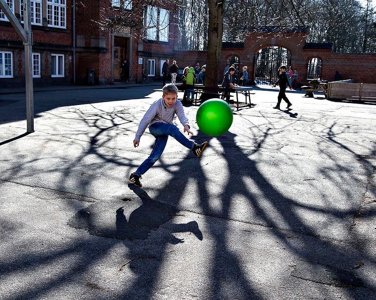 Rosenkrantz-Theil erkender, at krav om 45 minutters bevægelse i skolen var en fejl