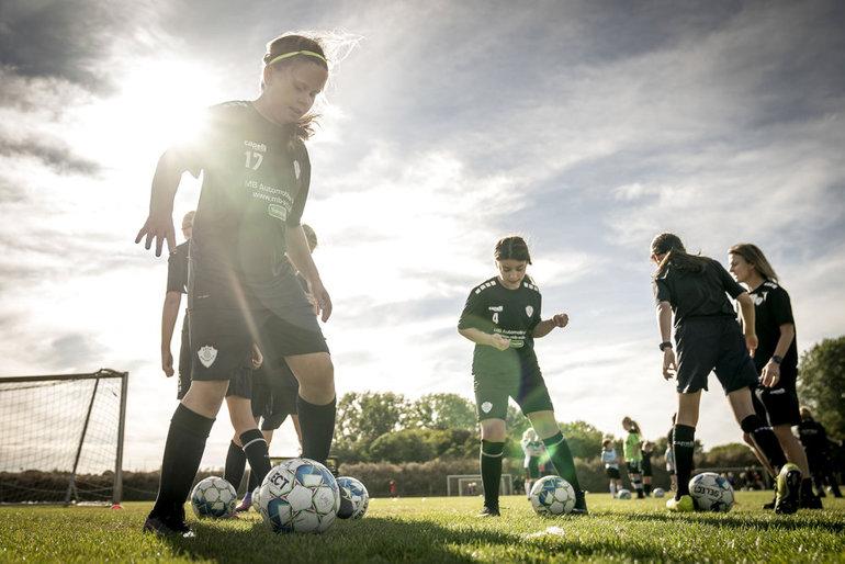 Sport skal hjælpe udsatte unge - snart mangler de penge