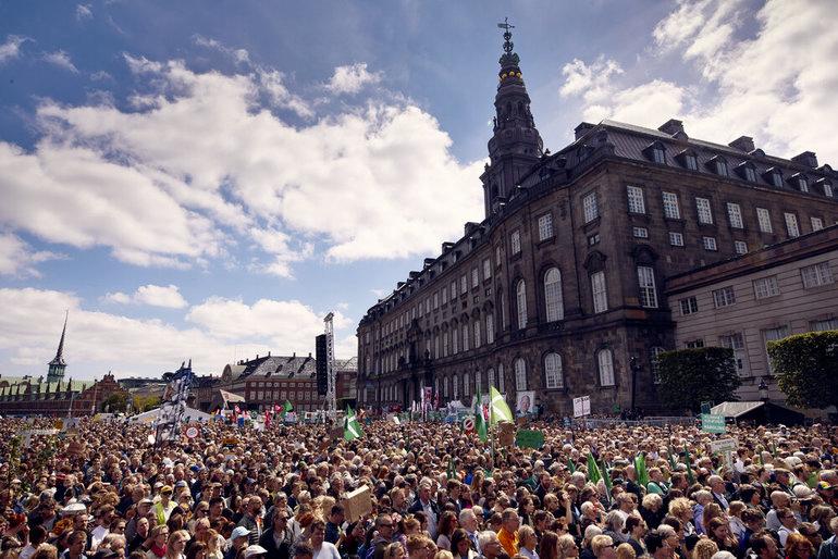 Borgere marcherer i dag for klimaet i 15 byer