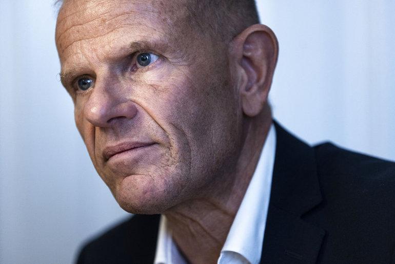 Lars Findsen fik præstationsbonus under hjemsendelse