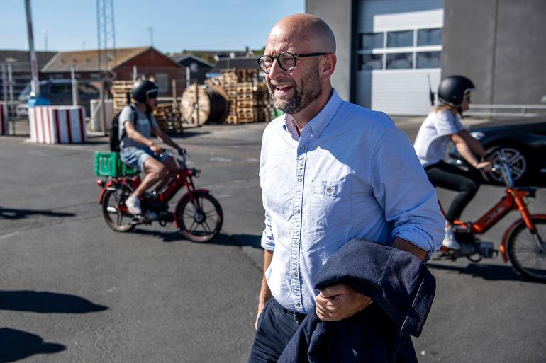 Undersøgelse af ministres brug af kreditkort lander i foråret
