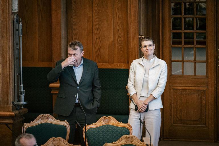 Regeringen kan mangle 700 millioner i bededag-regnestykke