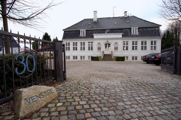 Venstre vil sælge fredet ejendom og flytte hovedkontor