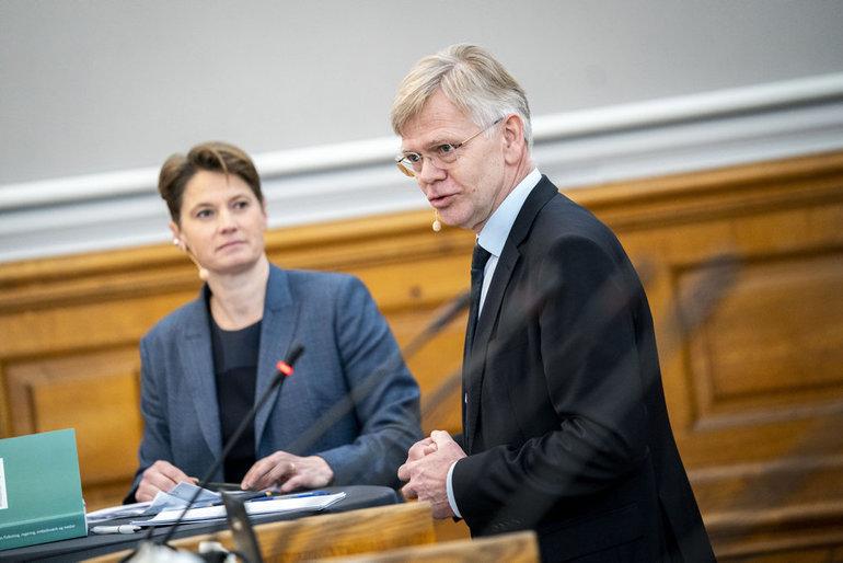Samlet opposition i opråb for lempelse af offentlighedsloven