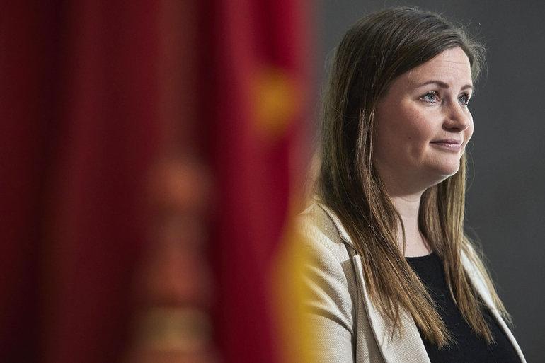 Enhedslistens frontfigur venter barn - hun fortsætter foreløbig som ordfører