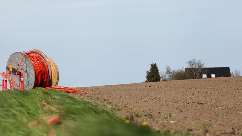Hurtigt bredbånd på vej til 291 adresser i landområderne
