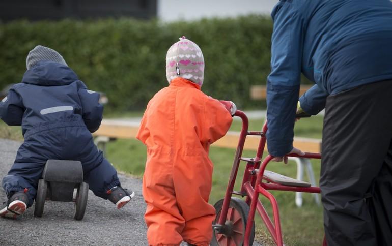 Otte ud af ti pædagoger er gået op i tid: Forsøg i Furesø giver pote 