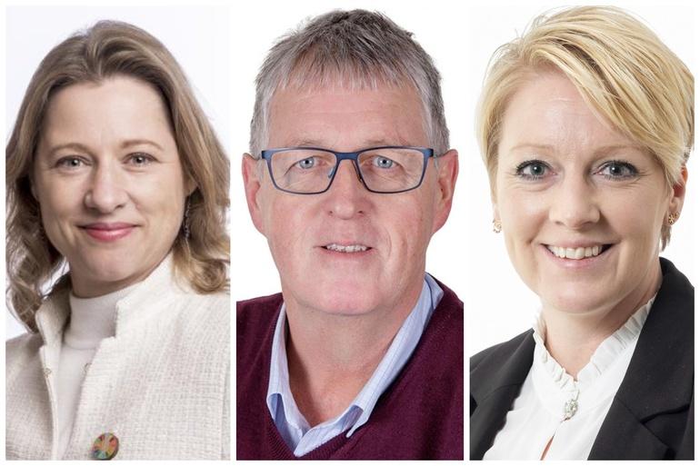 Hæstorp, Lauritzen og Holst går efter en periode mere