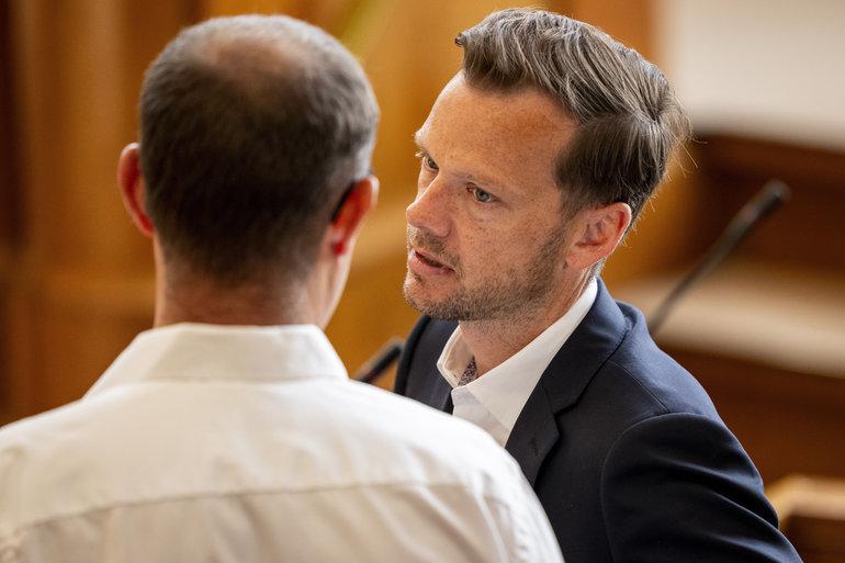 Regeringen samler partierne til møde om omtalt TV 2-dokumentar