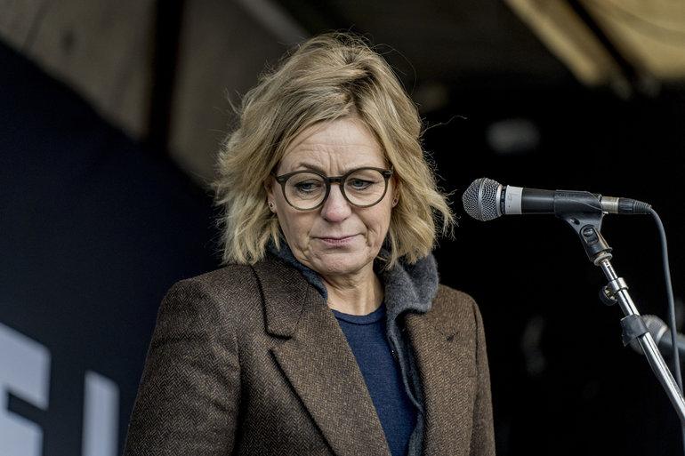 Formand for Folkemødet trækker sig efter fire år på posten