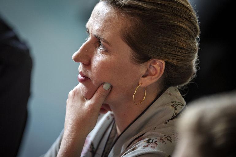Mand er tiltalt for vold mod Mette Frederiksen