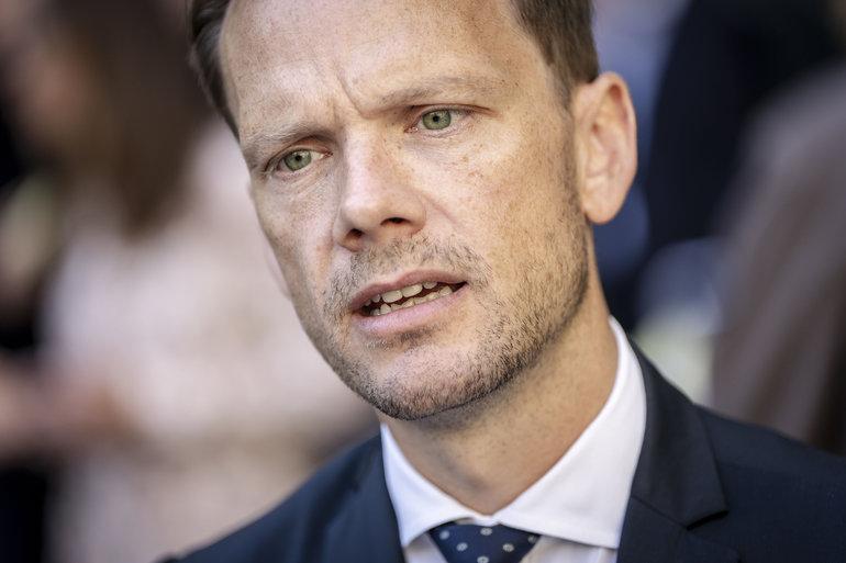 Minister nægter at acceptere svenske tilstande i Danmark