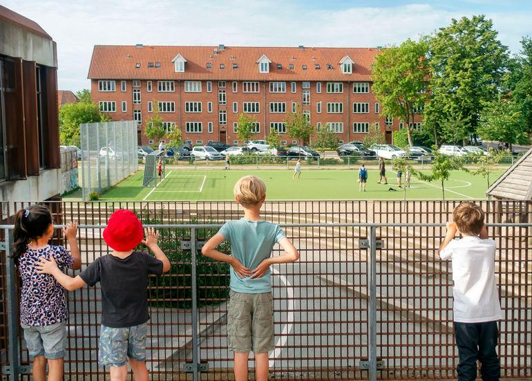 Danske skoleelever oplever mere mobning end deres nordiske jævnaldrende