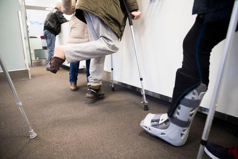 Østjylland: Nyt system skal mindske krykke-tab på hospitaler