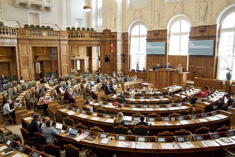 Østjylland og Hovedstaden får et ekstra mandat hver