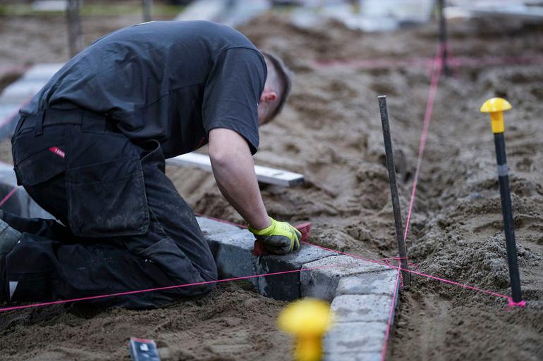 Rebild giver eleverne en hjælpende hånd og finder 80 praktikpladser 