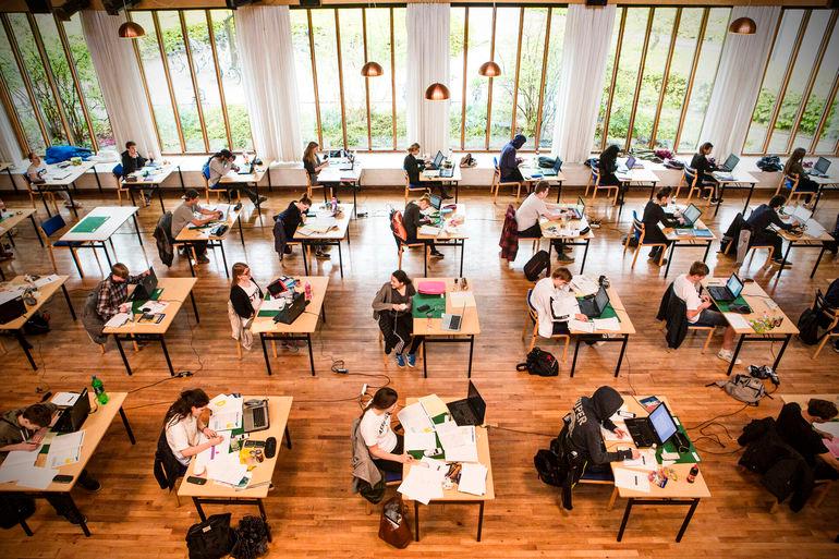 Hver sjette unge forventes ikke at gennemføre en ungdomsuddannelse