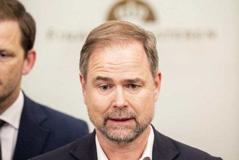 Der skal spares mindst 5,5 milliarder kroner i det statslige