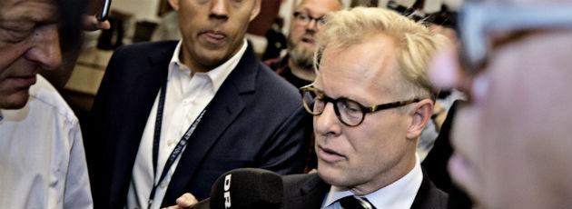 Holst fik kun kortvarigt vindstille i stormvejret