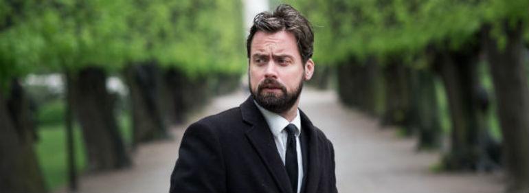 Mads Holger er død