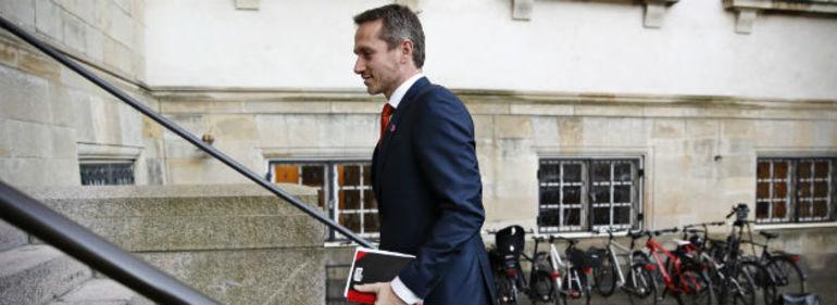 Finansminister til rige kommuner: Sænk skatten