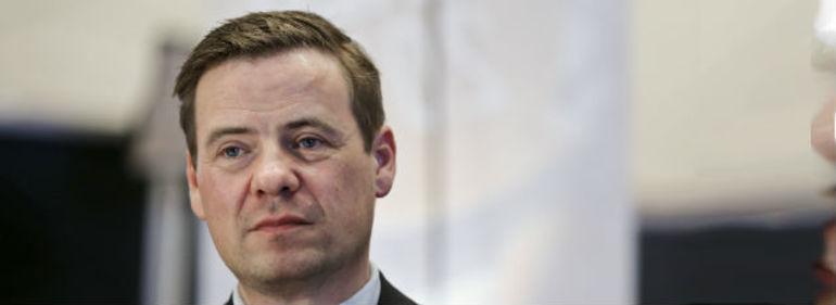 Ministre lover større fokus på at finde flygtningejob