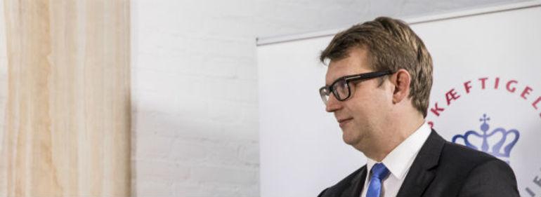 Minister vil beskære jungle af bureaukrati for ledige