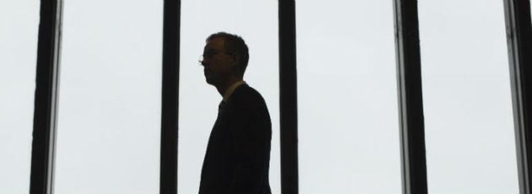 Trængt minister nu i ekstrem undskyldning