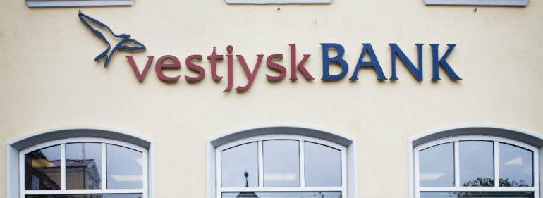 Staten sælger sine aktier i Vestjysk Bank med milliardtab