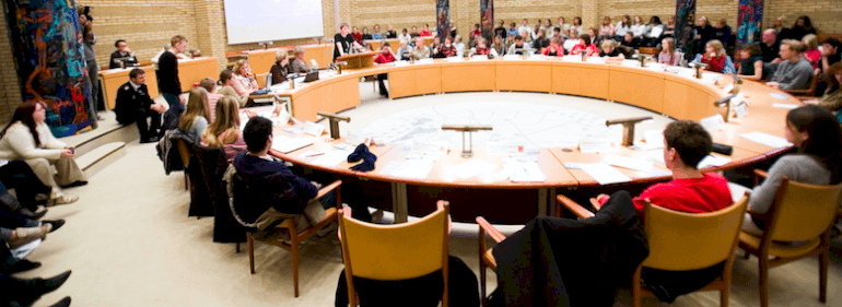 Kommunalpolitikere: Folketinget blander sig for meget