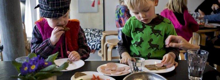 Madordninger presser vuggestuepriser i vejret