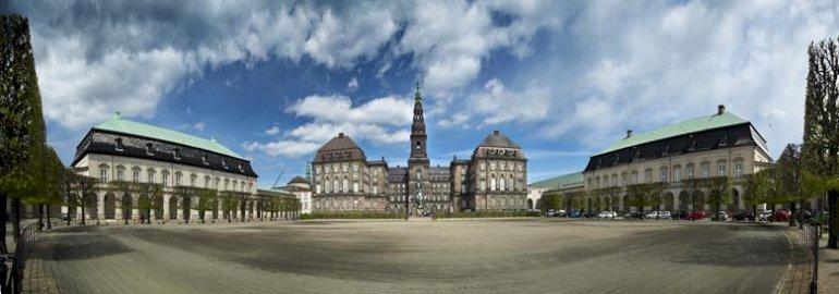 Politikere risikerer regning efter reception på Christiansborg