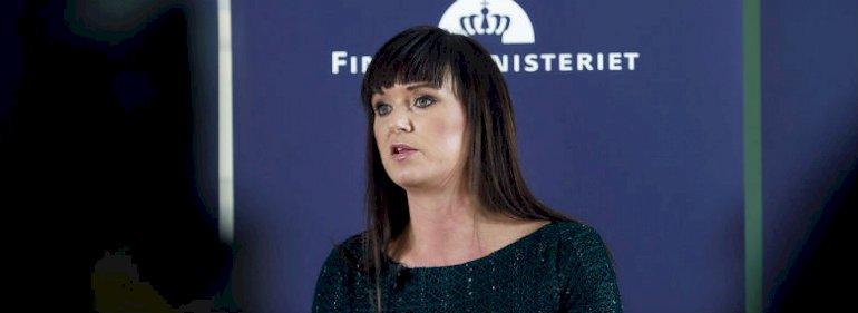 Minister inviterer regioner og kommuner til undersøgelse af bonusser