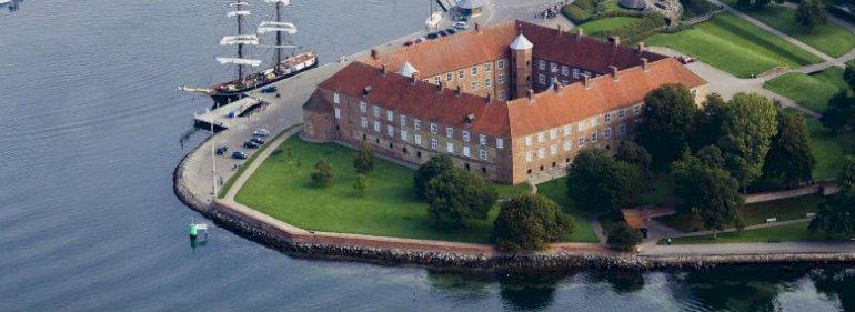 Omstridt facadebelysning på Sønderborg Slot rykker nærmere 