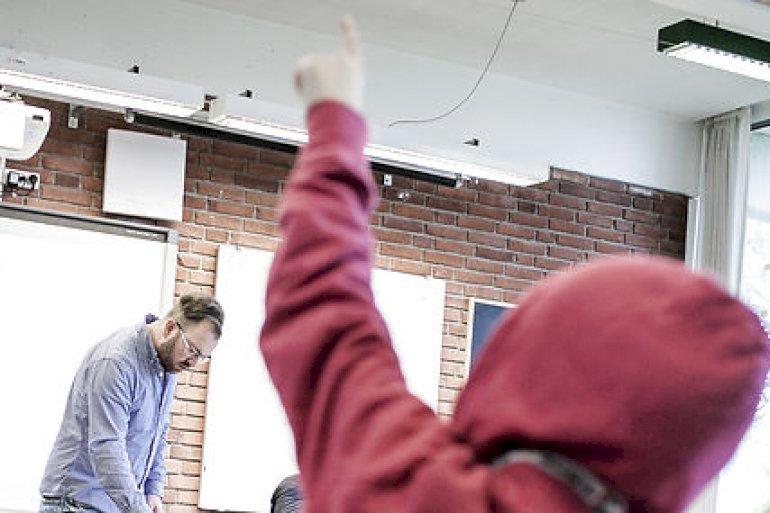Hver anden folkeskole afkorter skoledagen